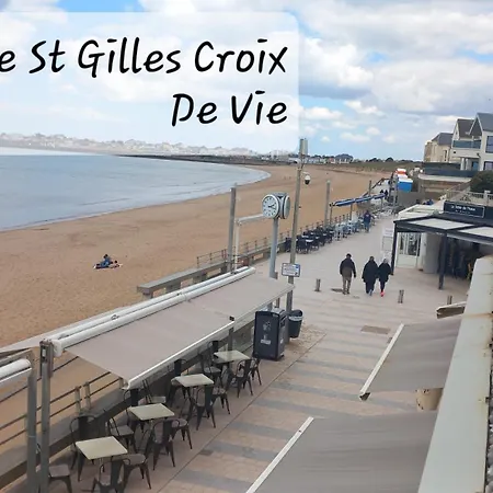 Petit En Duplex *