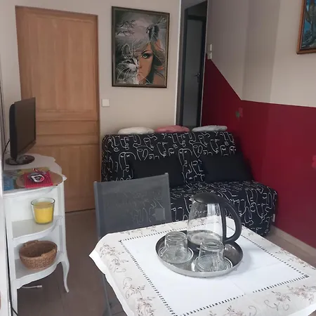 Petit En Duplex بيت للعطل *