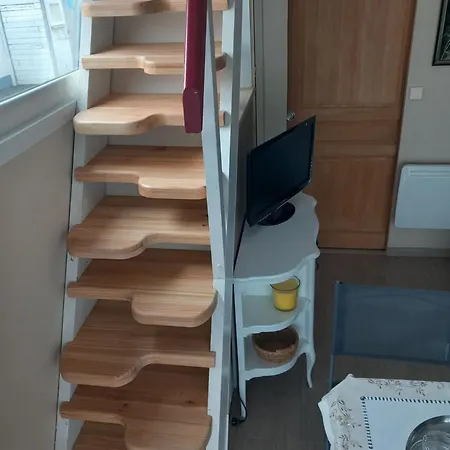 Petit En Duplex *