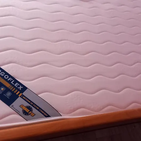 Petit En Duplex Vakantiehuis Le Fenouiller